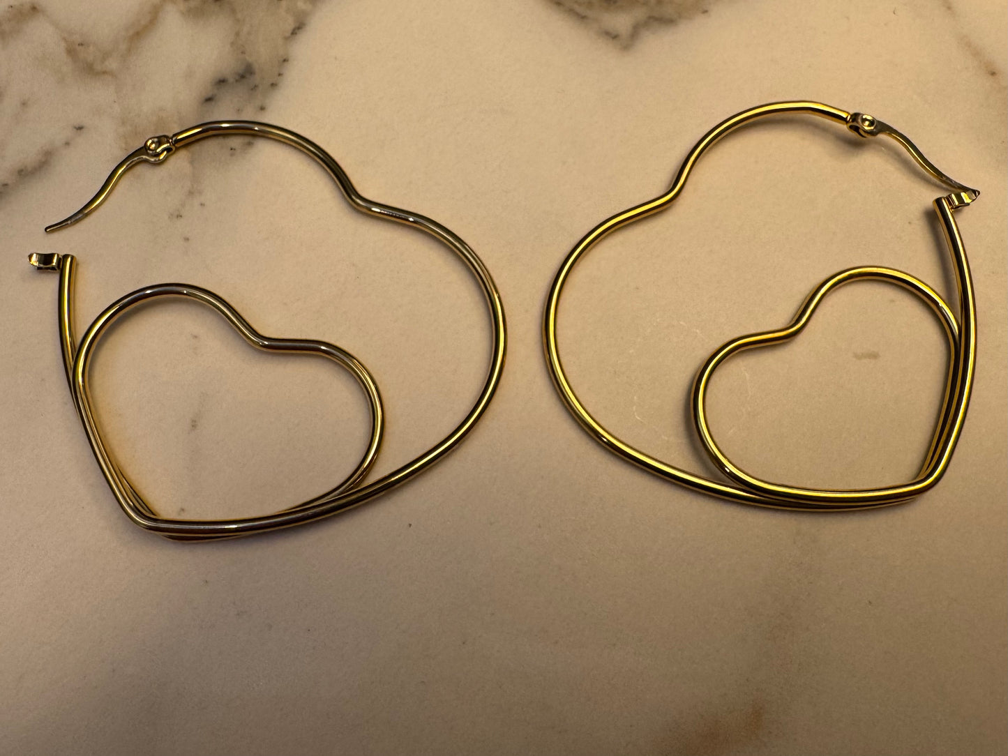 Oorbellen hart goud