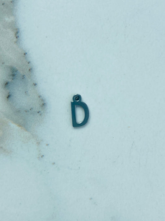 Bedel letter D zilver