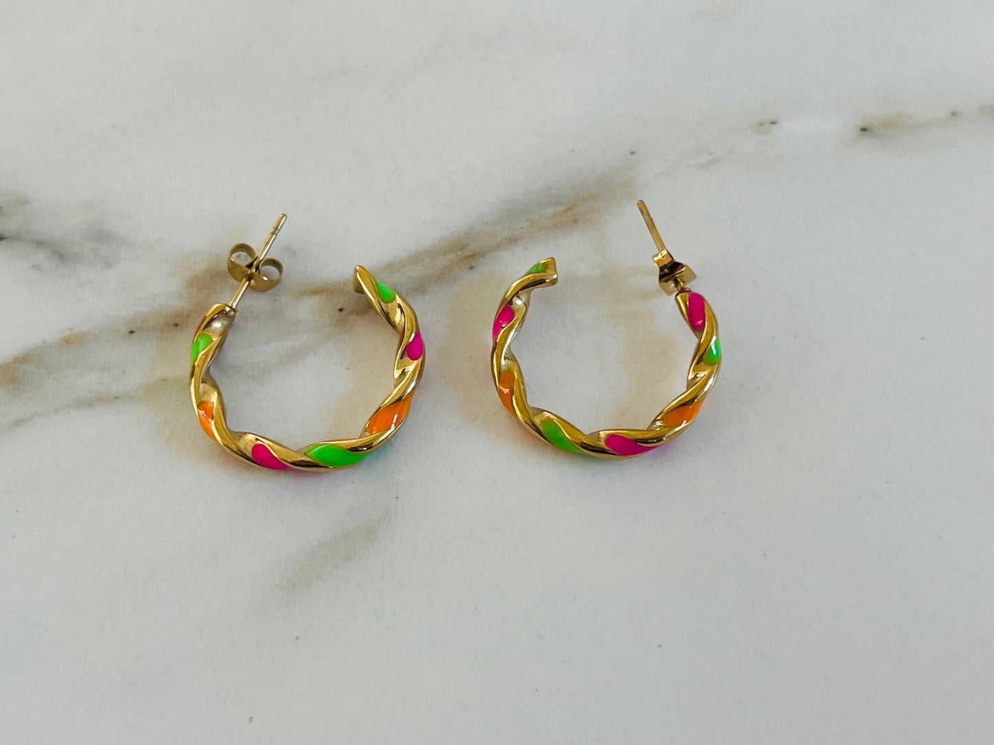 Oorbellen hoops roze/orange/groen/goud