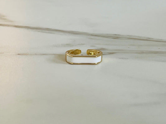 Ring enamel wit/goud