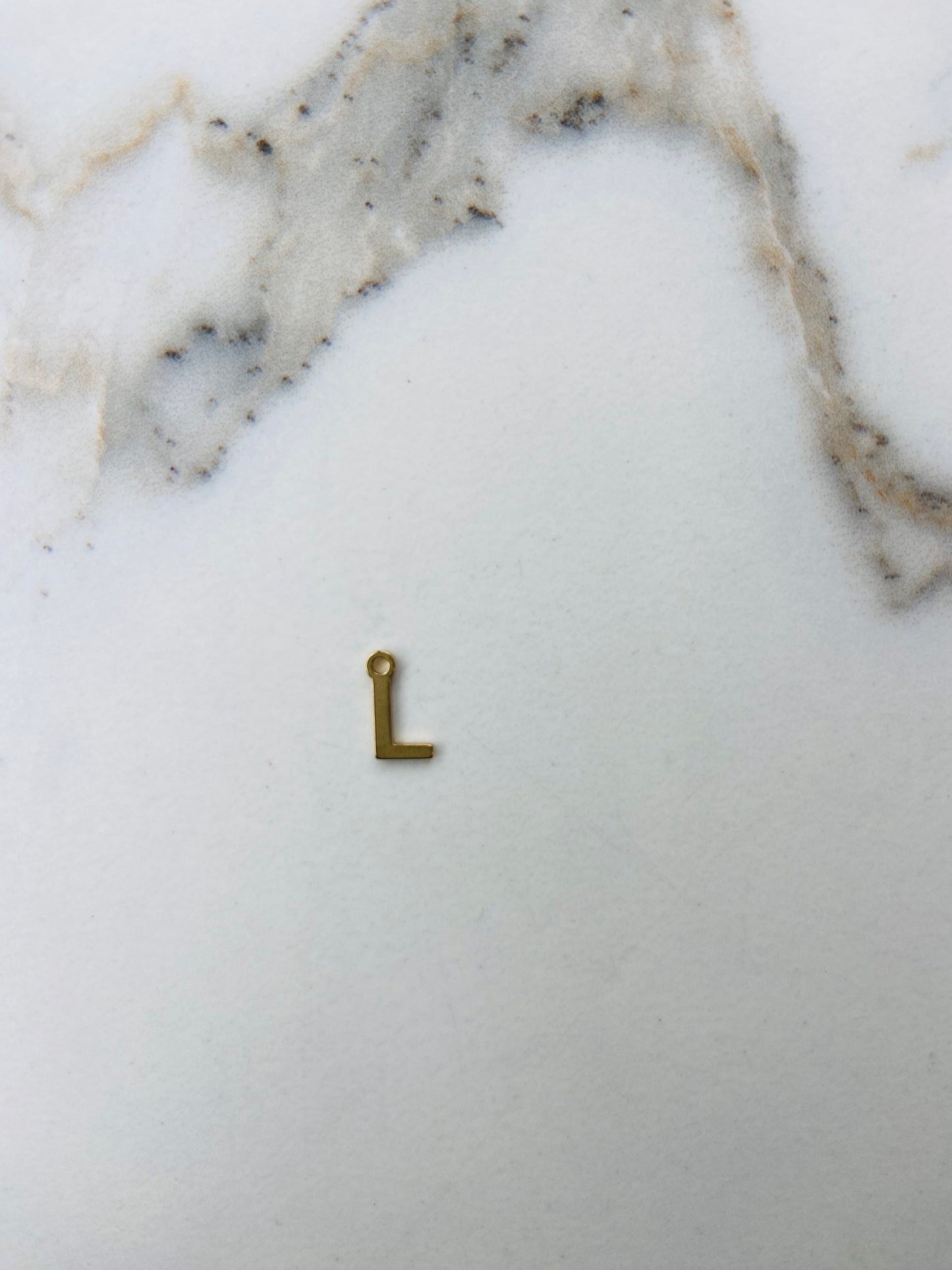 Bedel letter L Goud